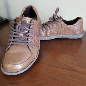Born Brown Shoes